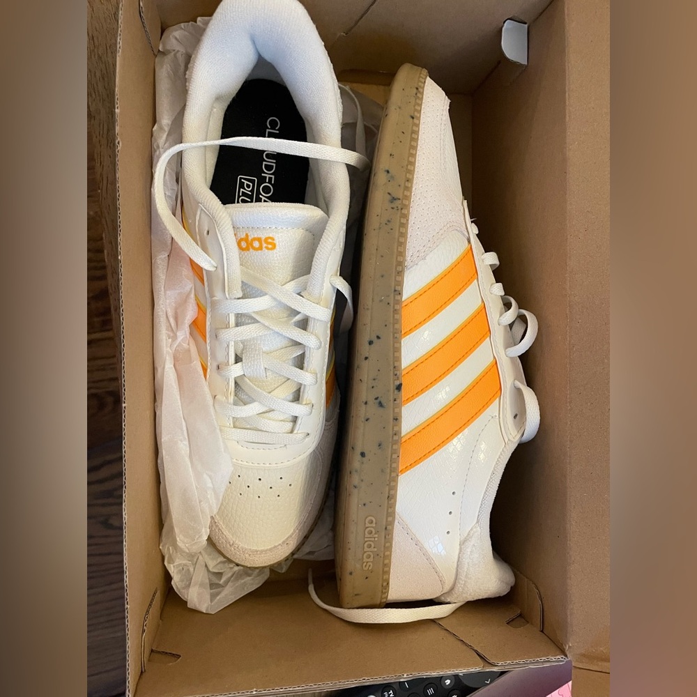 Adidas Breaknet Sleek Shoes - white with Orange Stripes